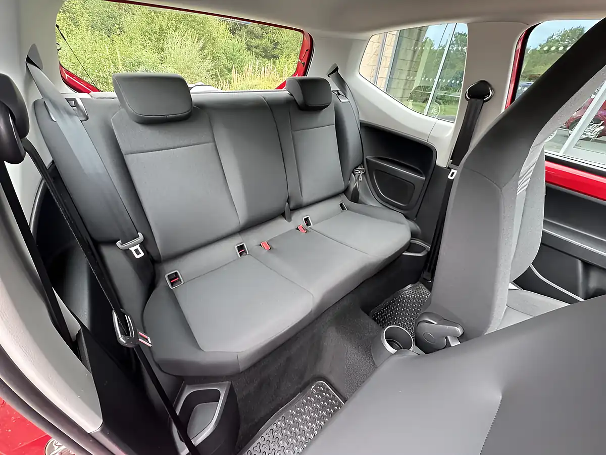 Used 2020 Volkswagen Up Up Red - Interior and Exterior details 10