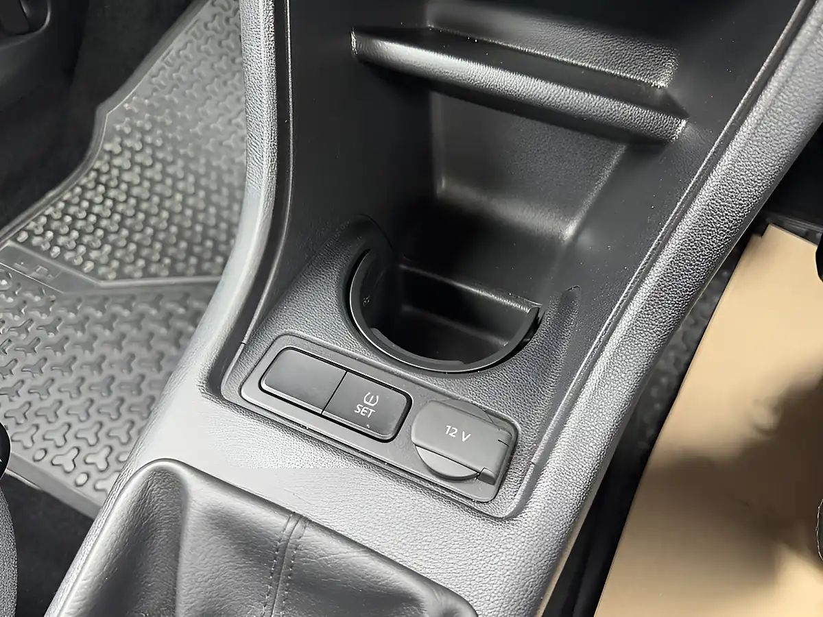 Used 2020 Volkswagen Up Up Red - Interior and Exterior details 14