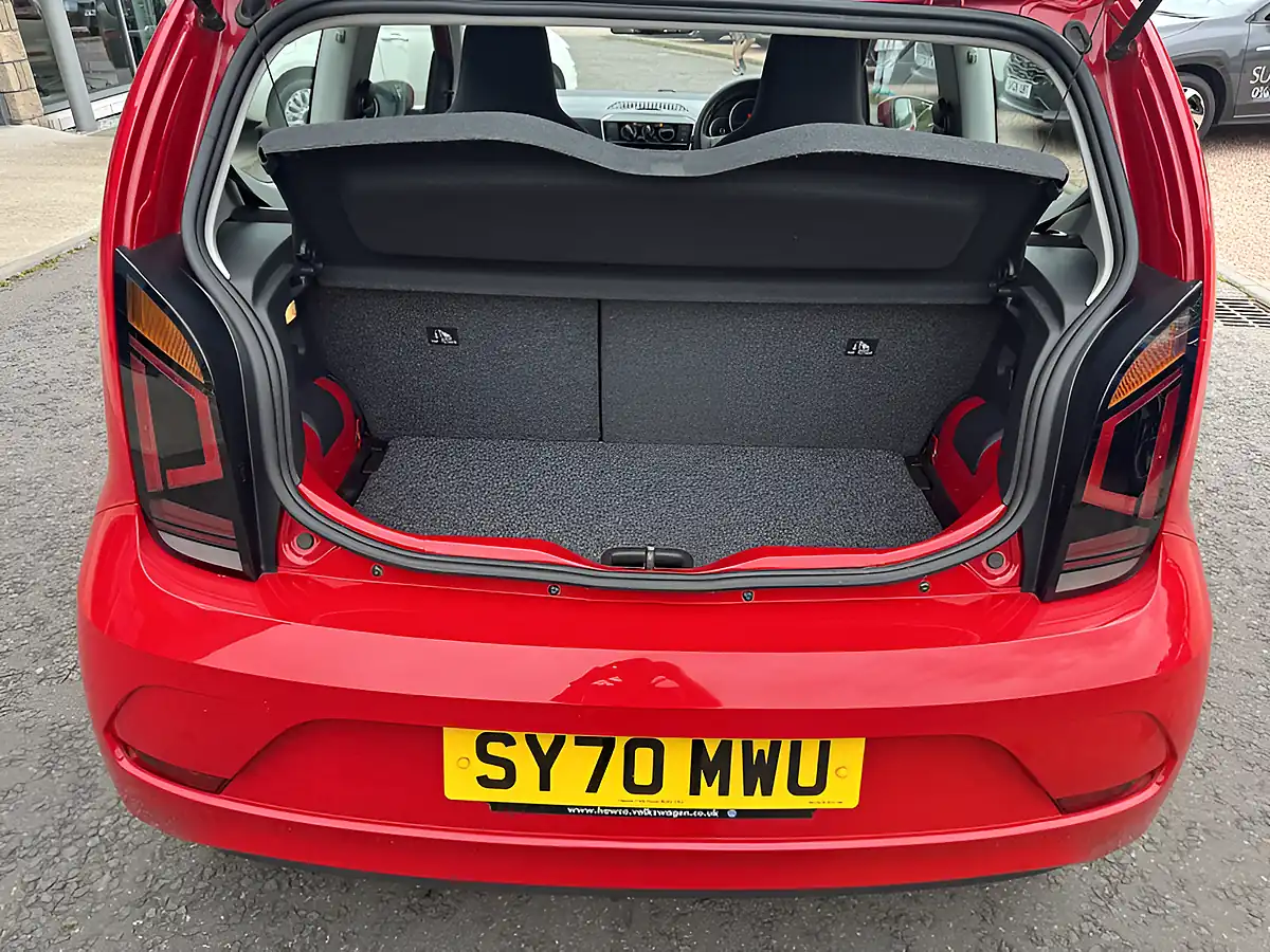 Used 2020 Volkswagen Up Up Red - Interior and Exterior details 7