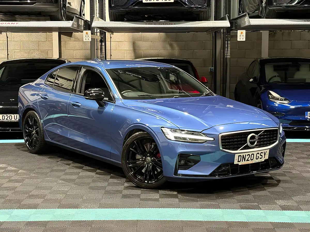 Used 2020 Volvo S60 R-Design Plus Blue - Front View