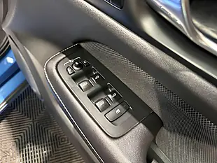 Used 2020 Volvo S60 R-Design Plus Blue - Interior and Exterior details 16