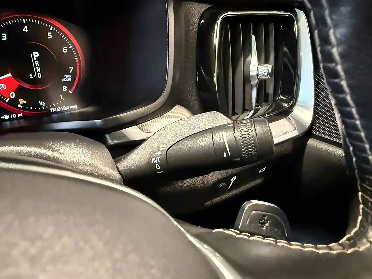 Used 2020 Volvo S60 R-Design Plus Blue - Interior and Exterior details 17