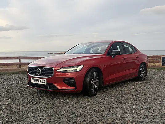2020 Volvo S60 R-Design Plus T5