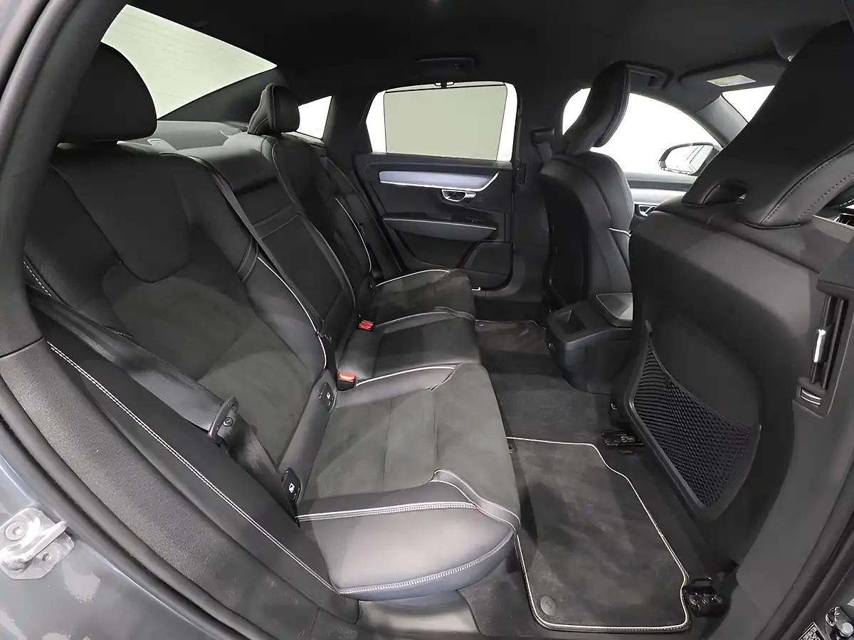Used 2020 Volvo S90 R-Design Plus Grey - Interior and Exterior details 15