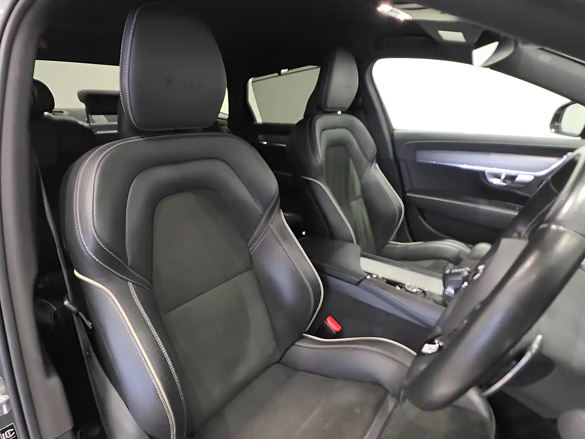 Used 2020 Volvo S90 R-Design Plus Grey - Interior and Exterior details 19