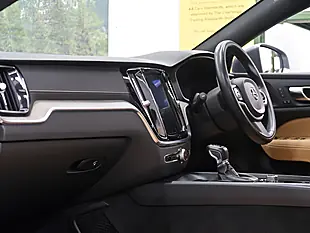 Used 2020 Volvo V60 Cross Country Plus Grey - Interior and Exterior details 15