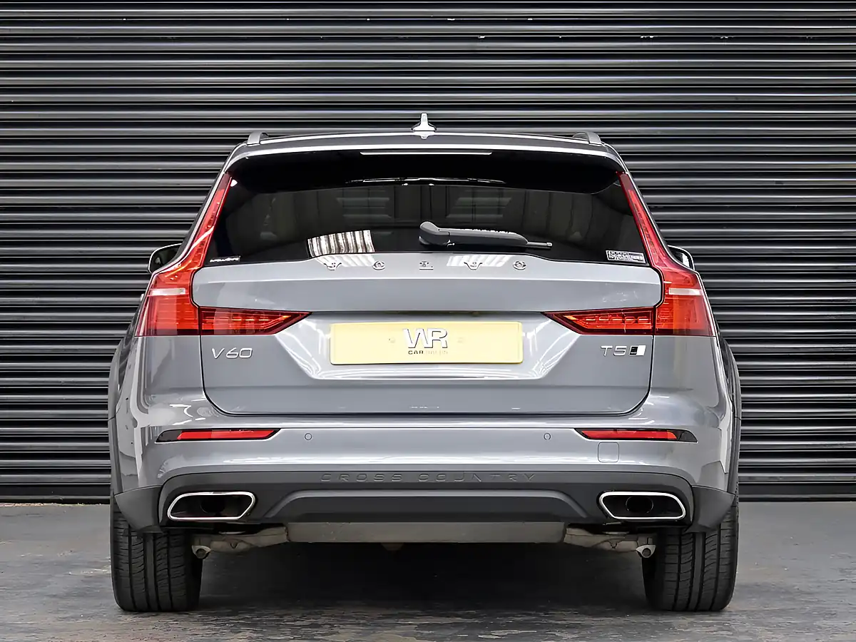 Used 2020 Volvo V60 Cross Country Plus Grey - Interior and Exterior details 5