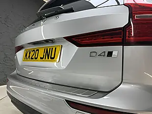Used 2020 Volvo V60 Cross Country Plus Silver - Interior and Exterior details 17