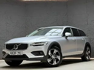 Used 2020 Volvo V60 Cross Country Plus Silver - Interior and Exterior details 2