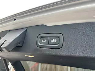 Used 2020 Volvo V60 Inscription Plus Silver - Interior and Exterior details 19