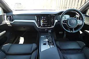 Used 2020 Volvo V60 R-Design Plus Bright Silver - Interior and Exterior details 12