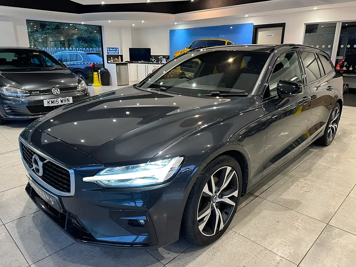 Used 2020 Volvo V60 R-Design Plus Grey - Interior and Exterior details 12