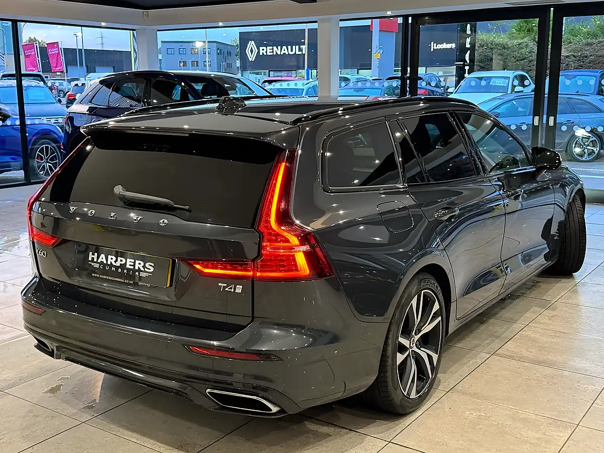 Used 2020 Volvo V60 R-Design Plus Grey - Interior and Exterior details 2