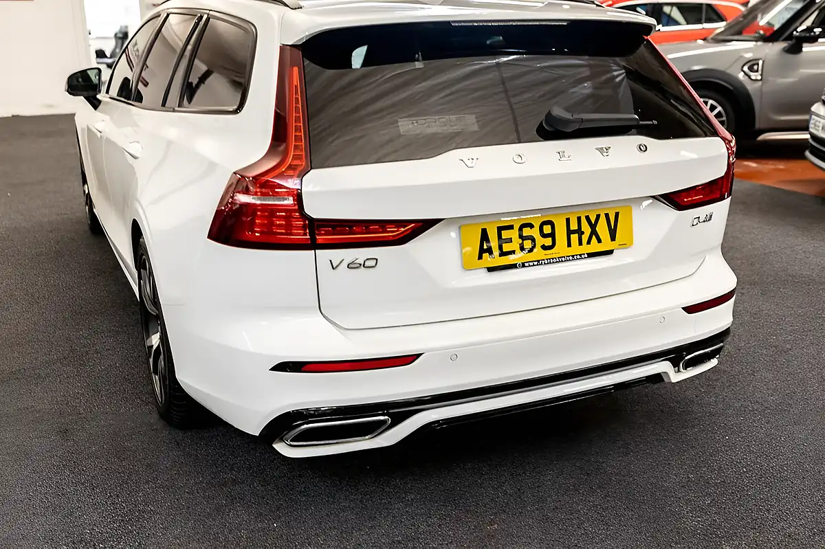 Used 2020 Volvo V60 R-Design White - Interior and Exterior details 16