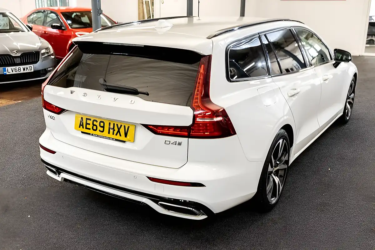 Used 2020 Volvo V60 R-Design White - Interior and Exterior details 17