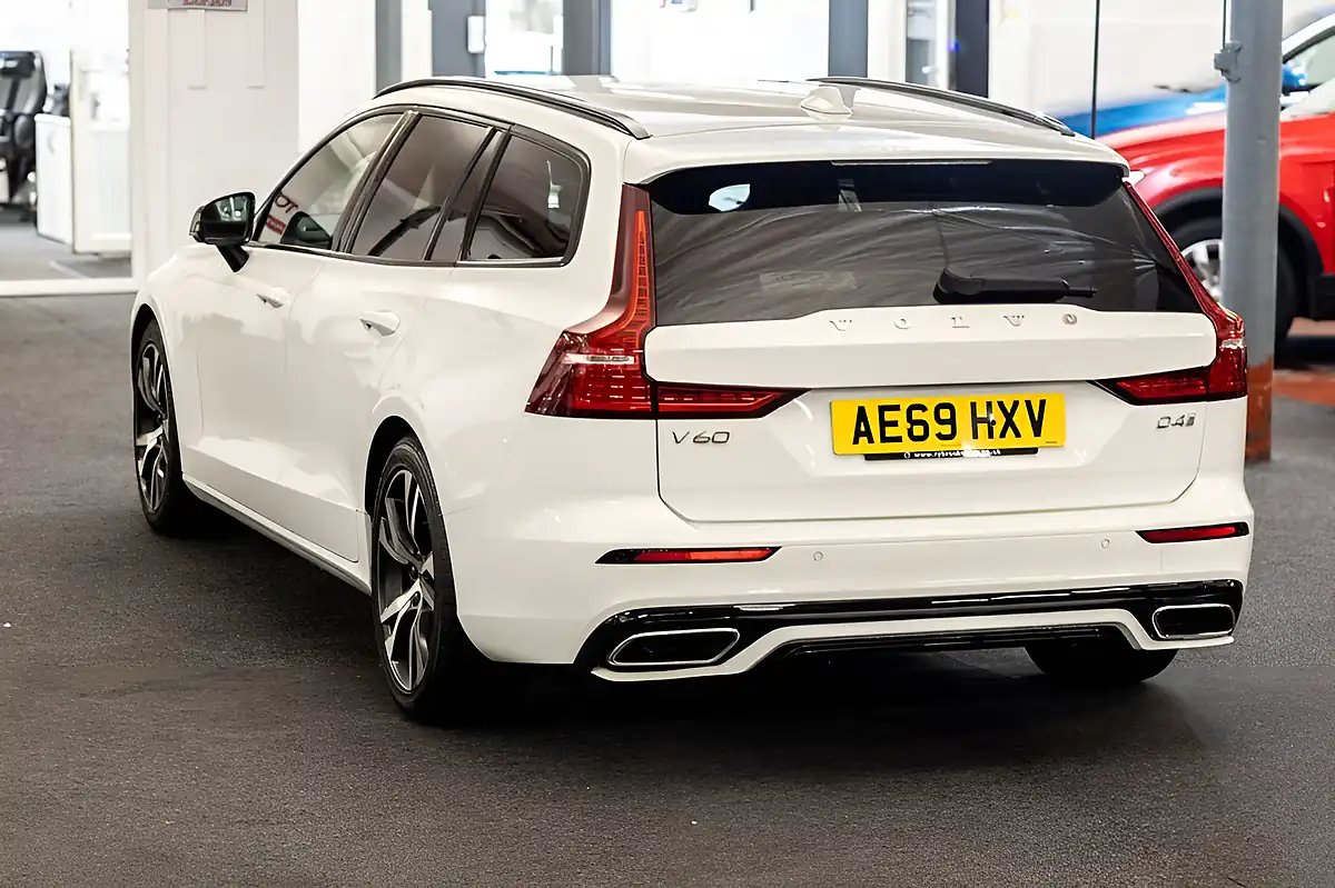 Used 2020 Volvo V60 R-Design White - Interior and Exterior details 5