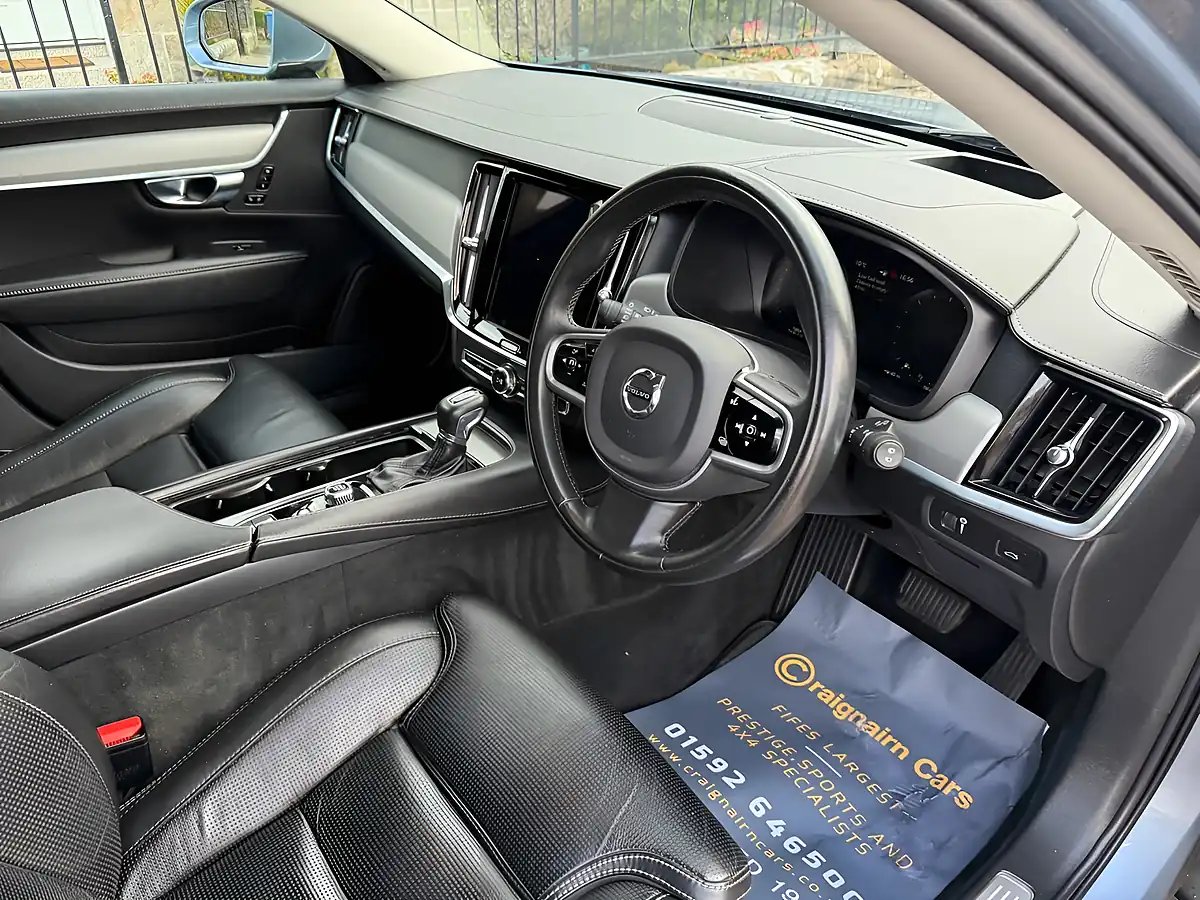 Used 2020 Volvo V90 Inscription Plus Mussel Blue - Interior and Exterior details 19