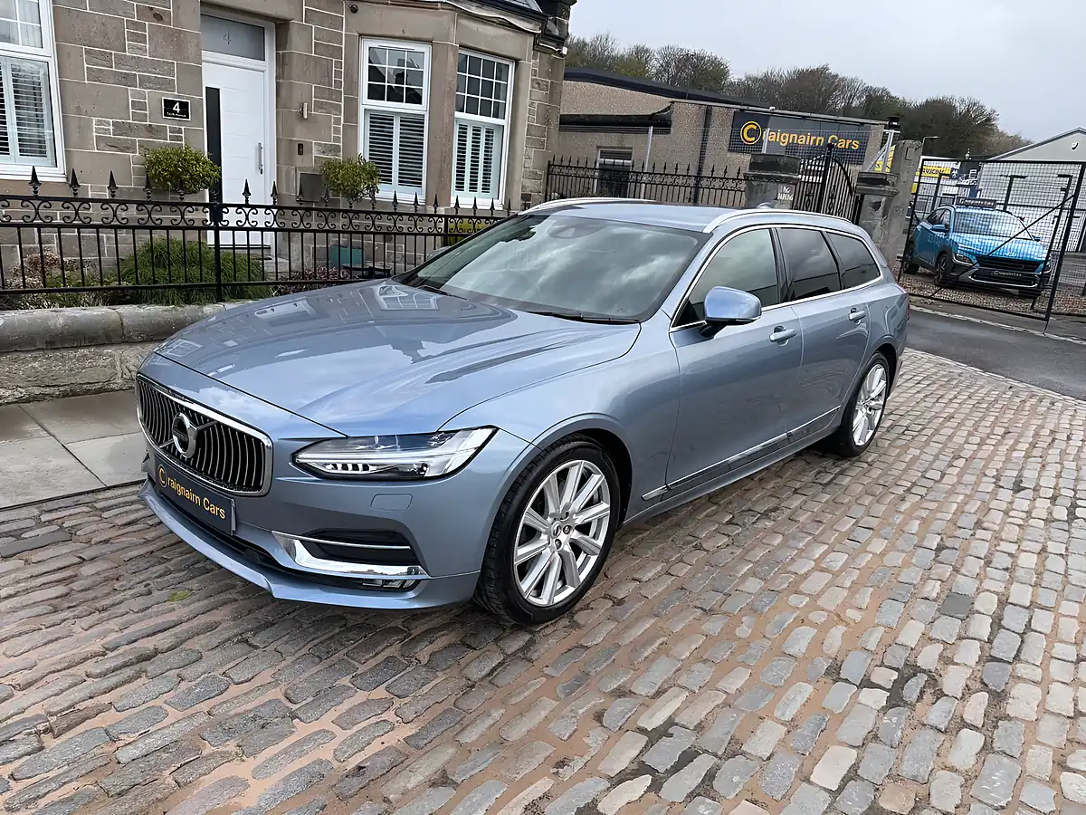 Used 2020 Volvo V90 Inscription Plus Mussel Blue - Interior and Exterior details 3