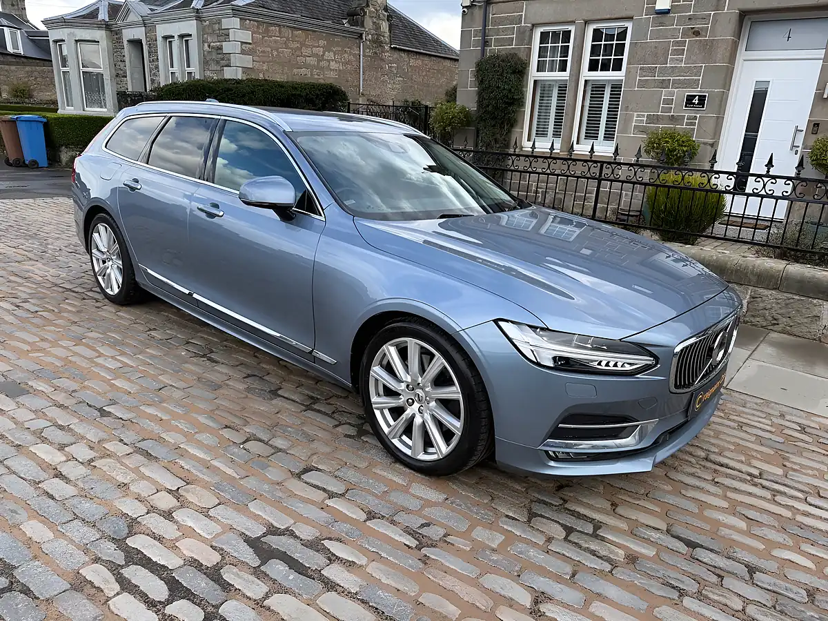 Used 2020 Volvo V90 Inscription Plus Mussel Blue - Interior and Exterior details 4