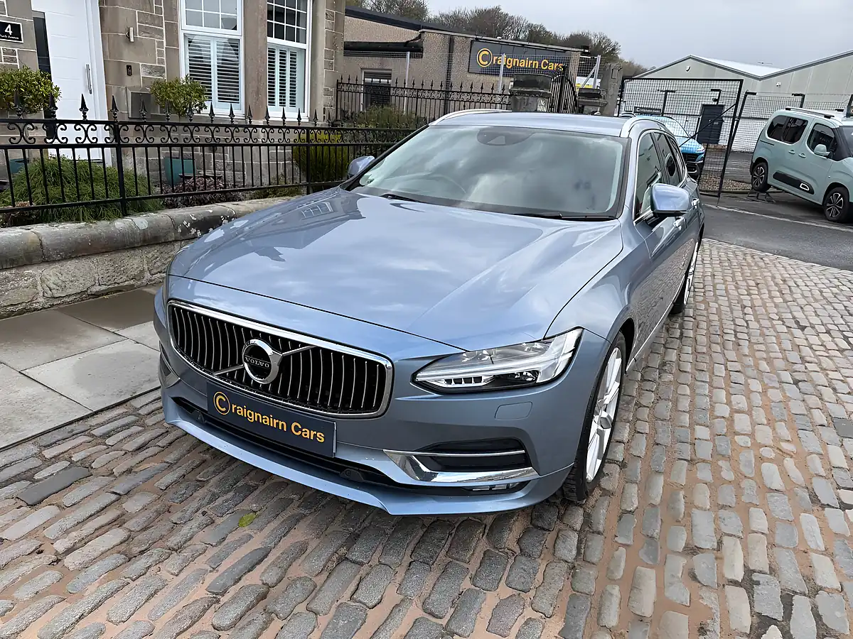 Used 2020 Volvo V90 Inscription Plus Mussel Blue - Interior and Exterior details 9