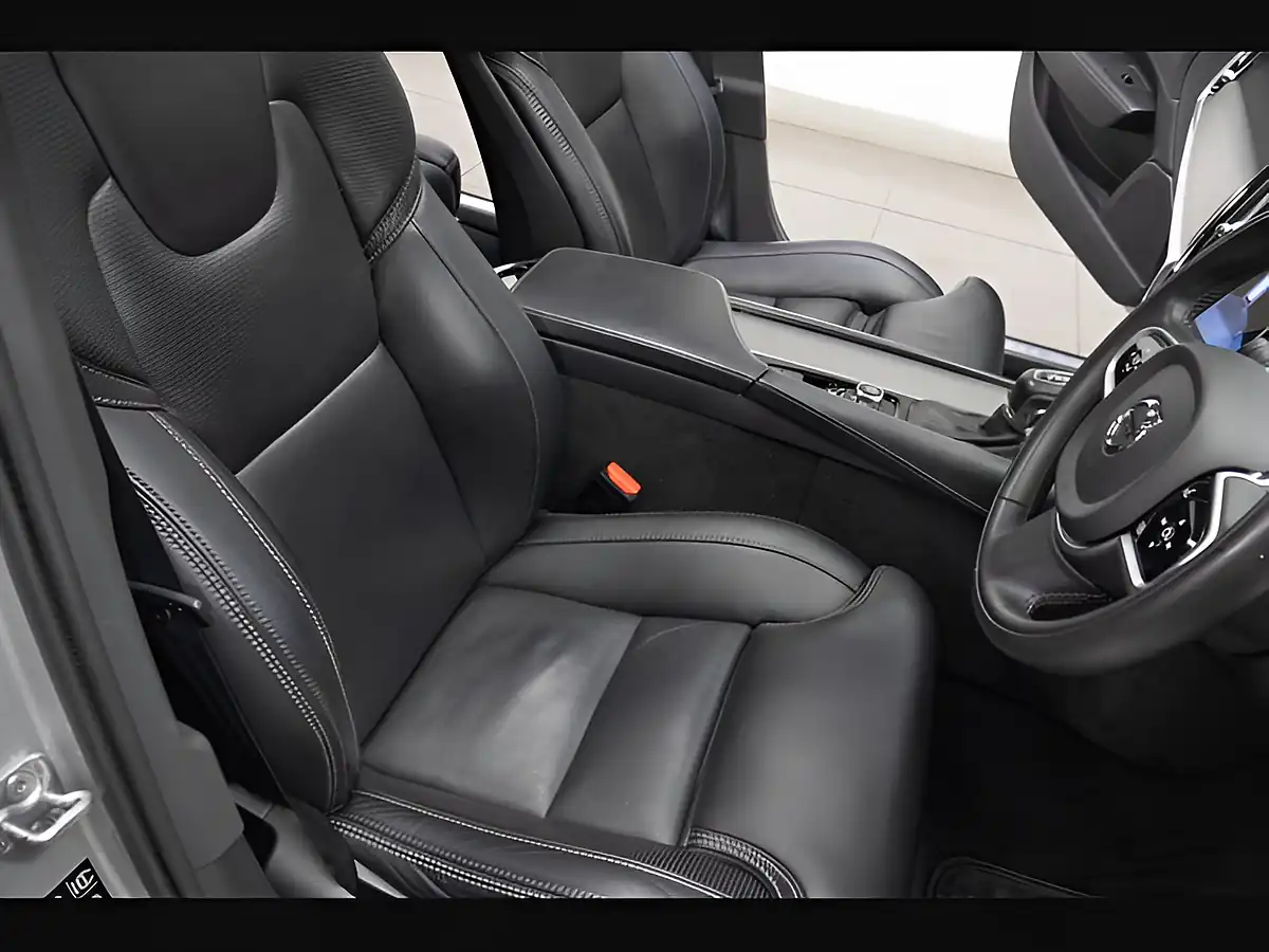 Used 2020 Volvo V90 Inscription Plus Silver - Interior and Exterior details 13