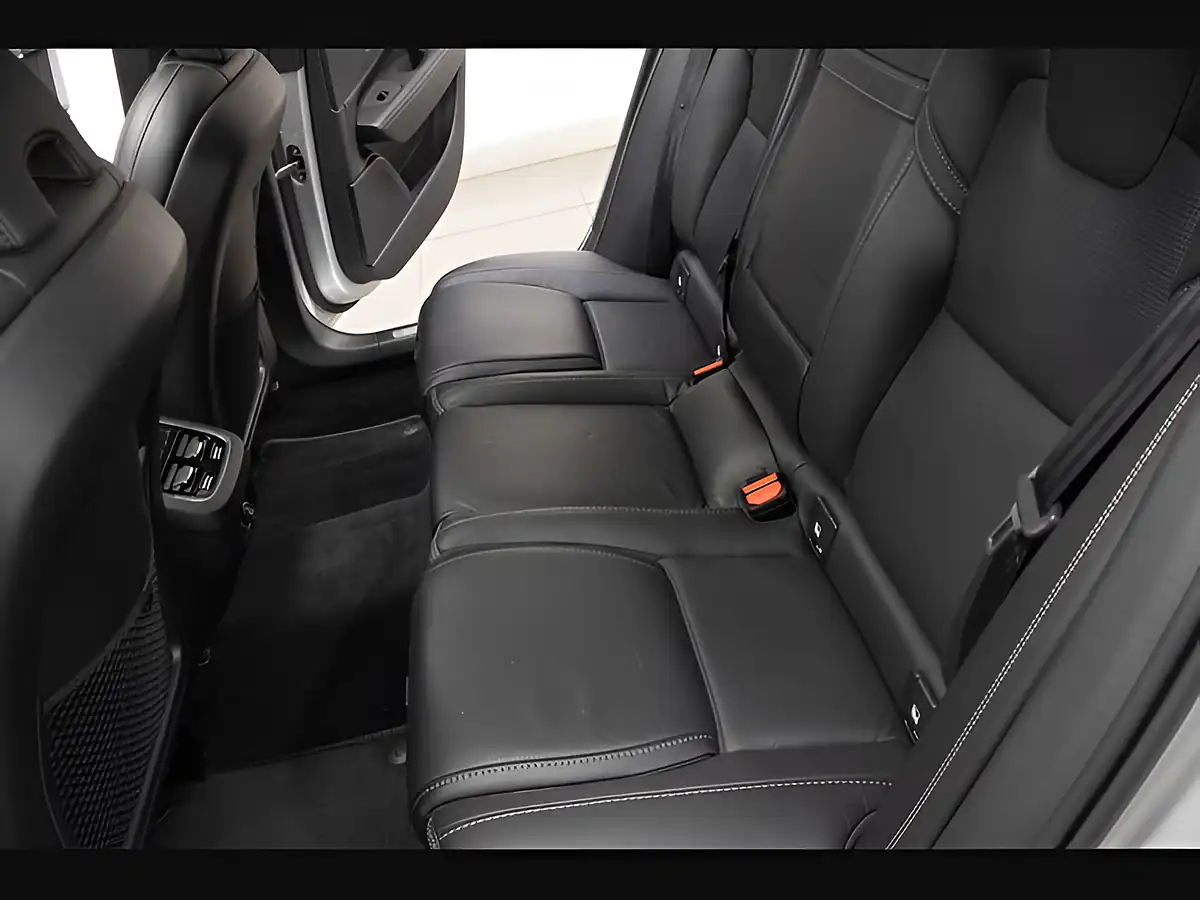 Used 2020 Volvo V90 Inscription Plus Silver - Interior and Exterior details 11