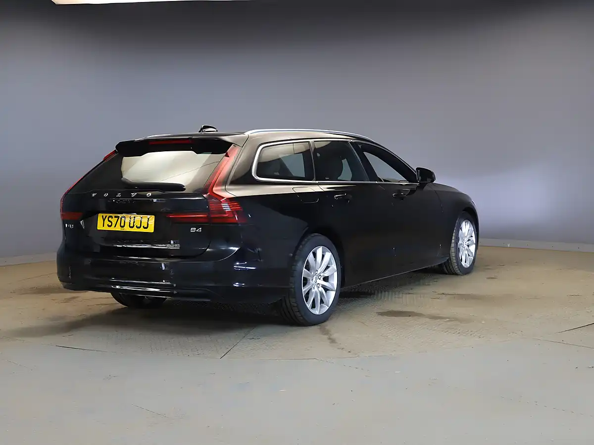 Used 2020 Volvo V90 Momentum Black Stone - Interior and Exterior details 2