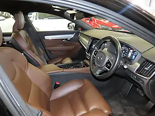 Used 2020 Volvo V90 Momentum Black Stone - Interior and Exterior details 9