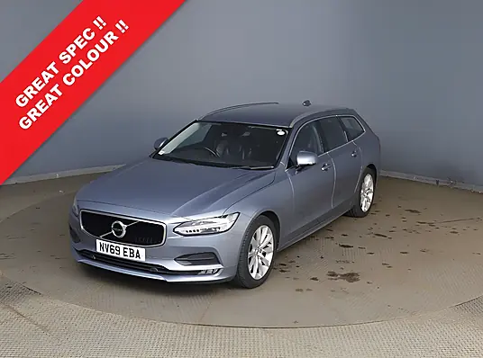2020 Volvo V90 Momentum Plus D4