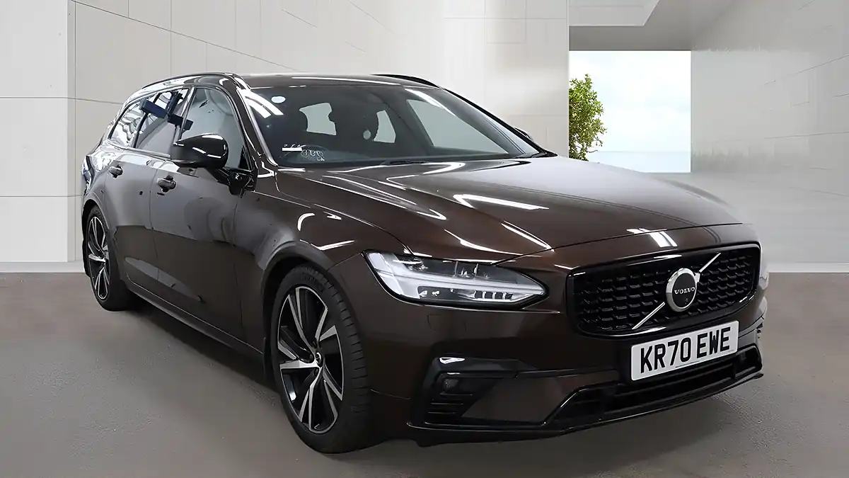 Used 2020 Volvo V90 R-Design Brown - Front View