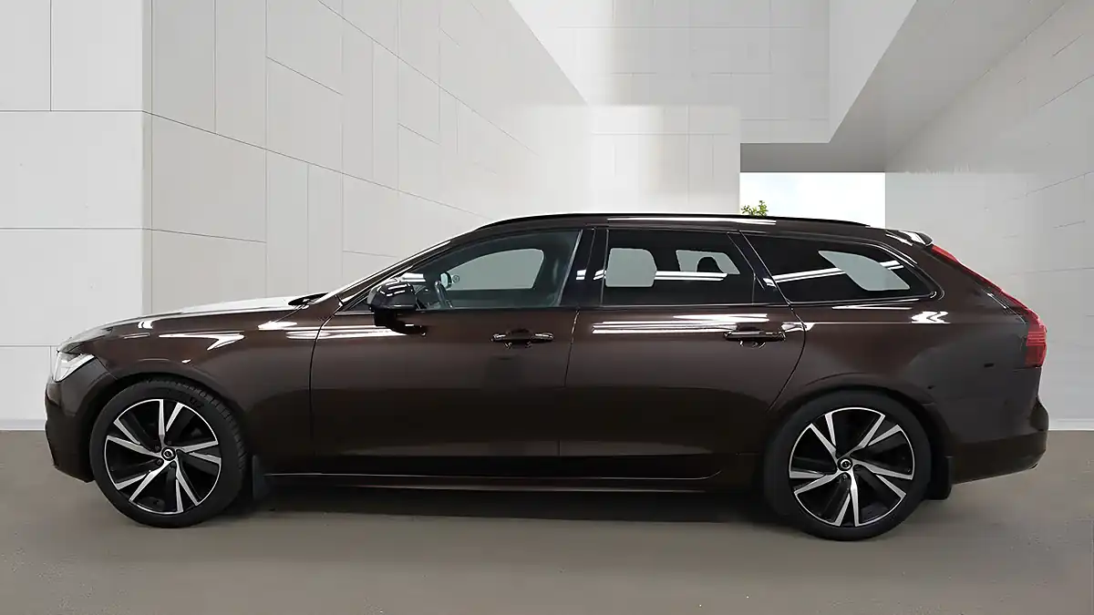 Used 2020 Volvo V90 R-Design Brown - Interior and Exterior details 8