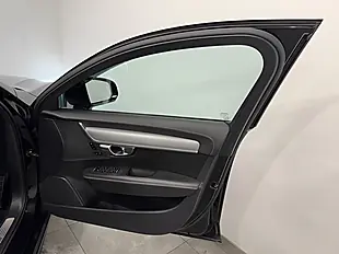 Used 2020 Volvo V90 R-Design Onyx Black - Interior and Exterior details 11