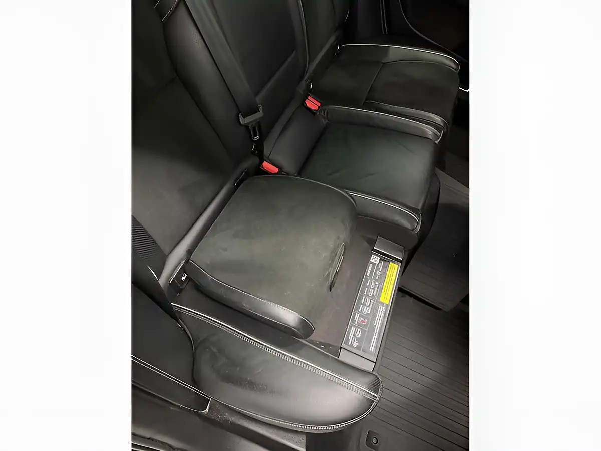 Used 2020 Volvo V90 R-Design Onyx Black - Interior and Exterior details 15