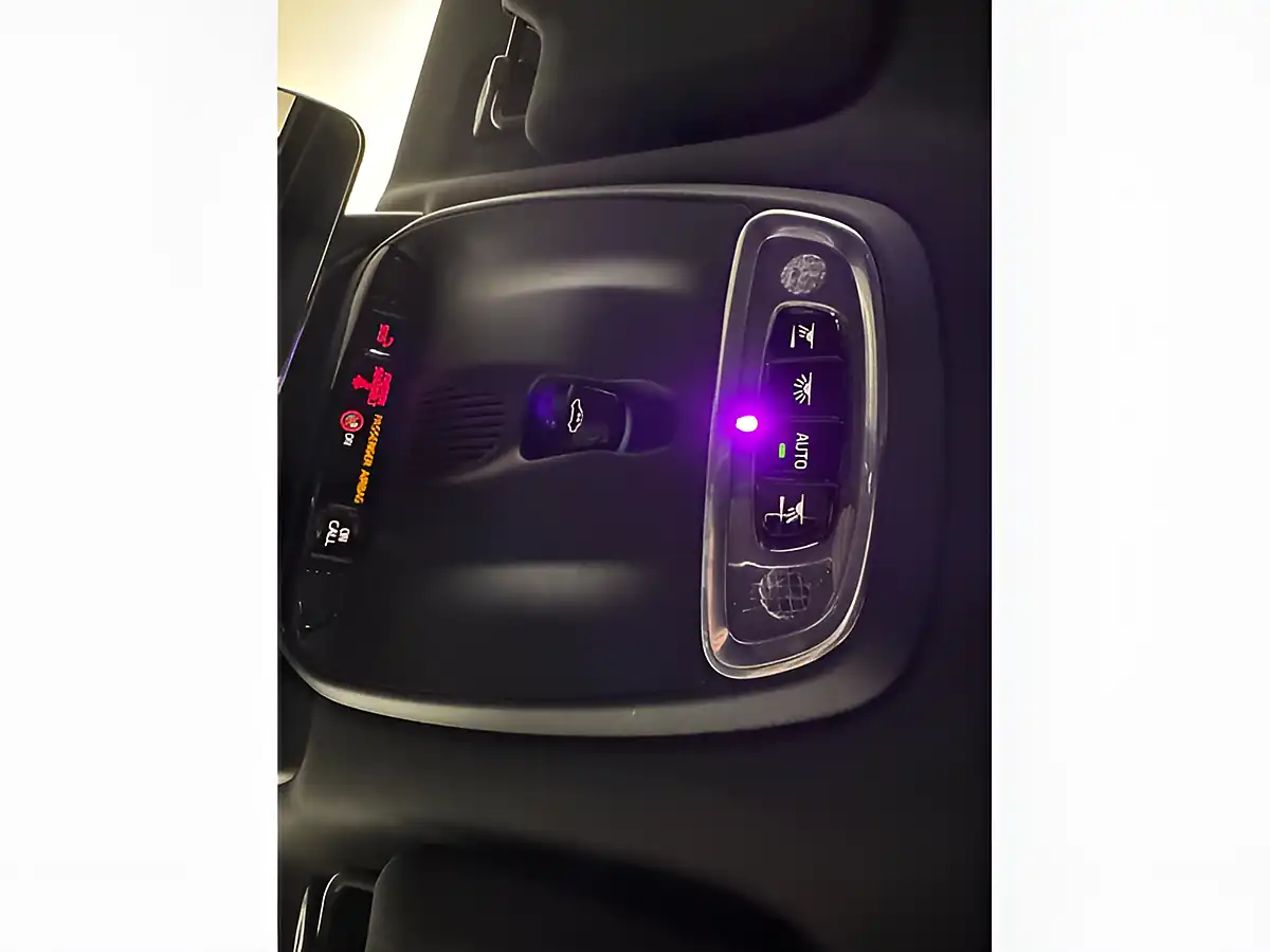 Used 2020 Volvo V90 R-Design Onyx Black - Interior and Exterior details 20