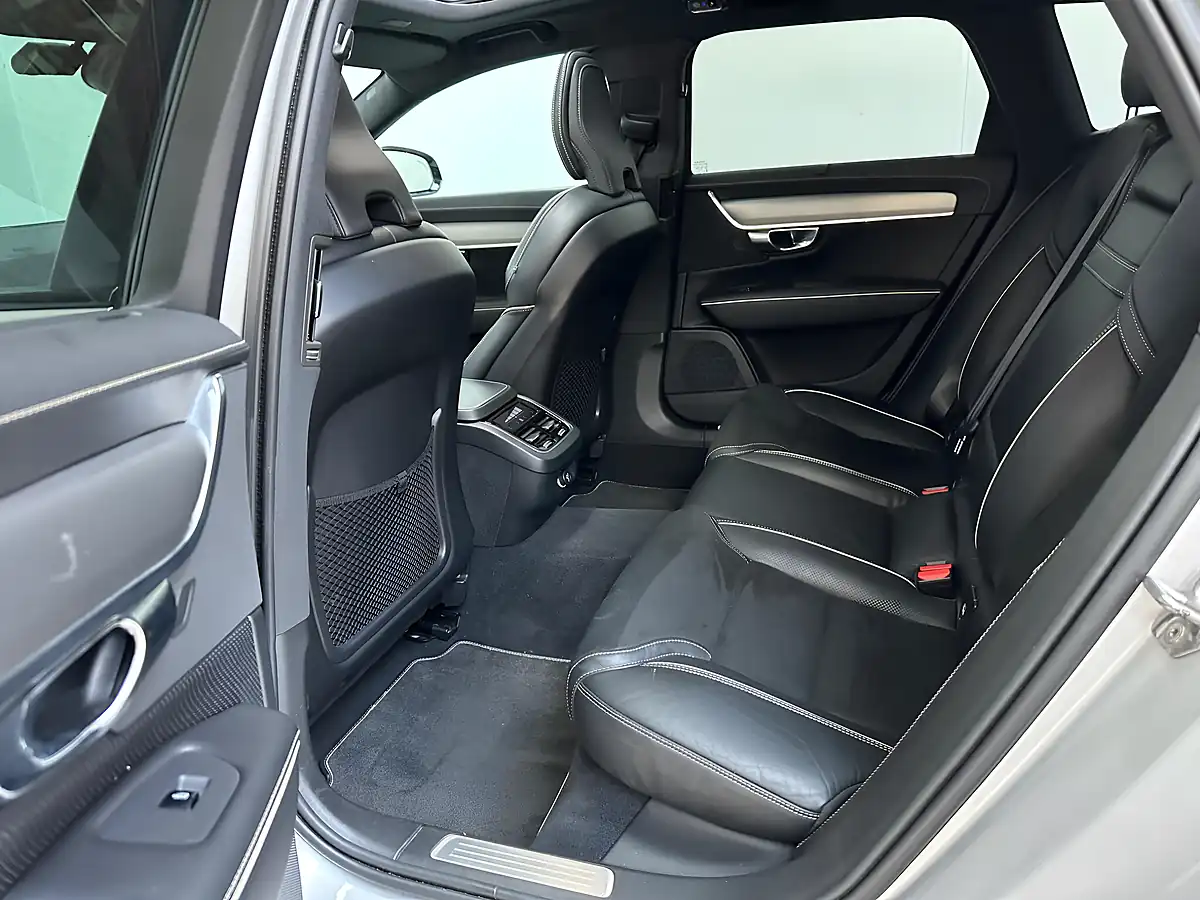 Used 2020 Volvo V90 R-Design Plus Aurora Silver - Interior and Exterior details 11
