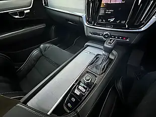 Used 2020 Volvo V90 R-Design Plus Aurora Silver - Interior and Exterior details 18