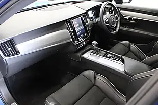 Used 2020 Volvo V90 R-Design Plus Blue - Interior and Exterior details 2