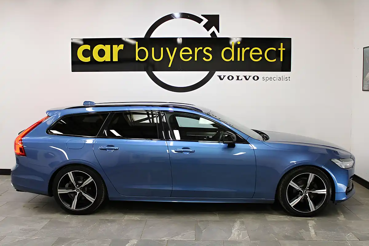Used 2020 Volvo V90 R-Design Plus Blue - Interior and Exterior details 8