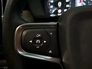 Used 2020 Volvo XC40 Inscription Black - Interior and Exterior details 12