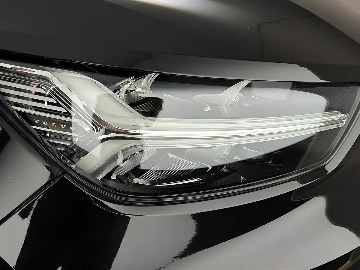 Used 2020 Volvo XC40 Inscription Black - Interior and Exterior details 14