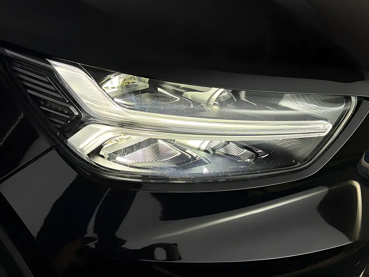 Used 2020 Volvo XC40 Inscription Black - Interior and Exterior details 20