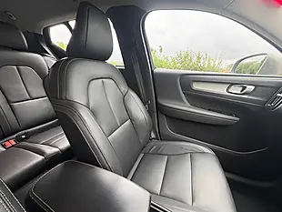 Used 2020 Volvo XC40 Inscription Grey - Interior and Exterior details 10