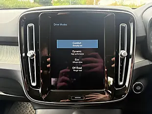 Used 2020 Volvo XC40 Inscription Grey - Interior and Exterior details 11
