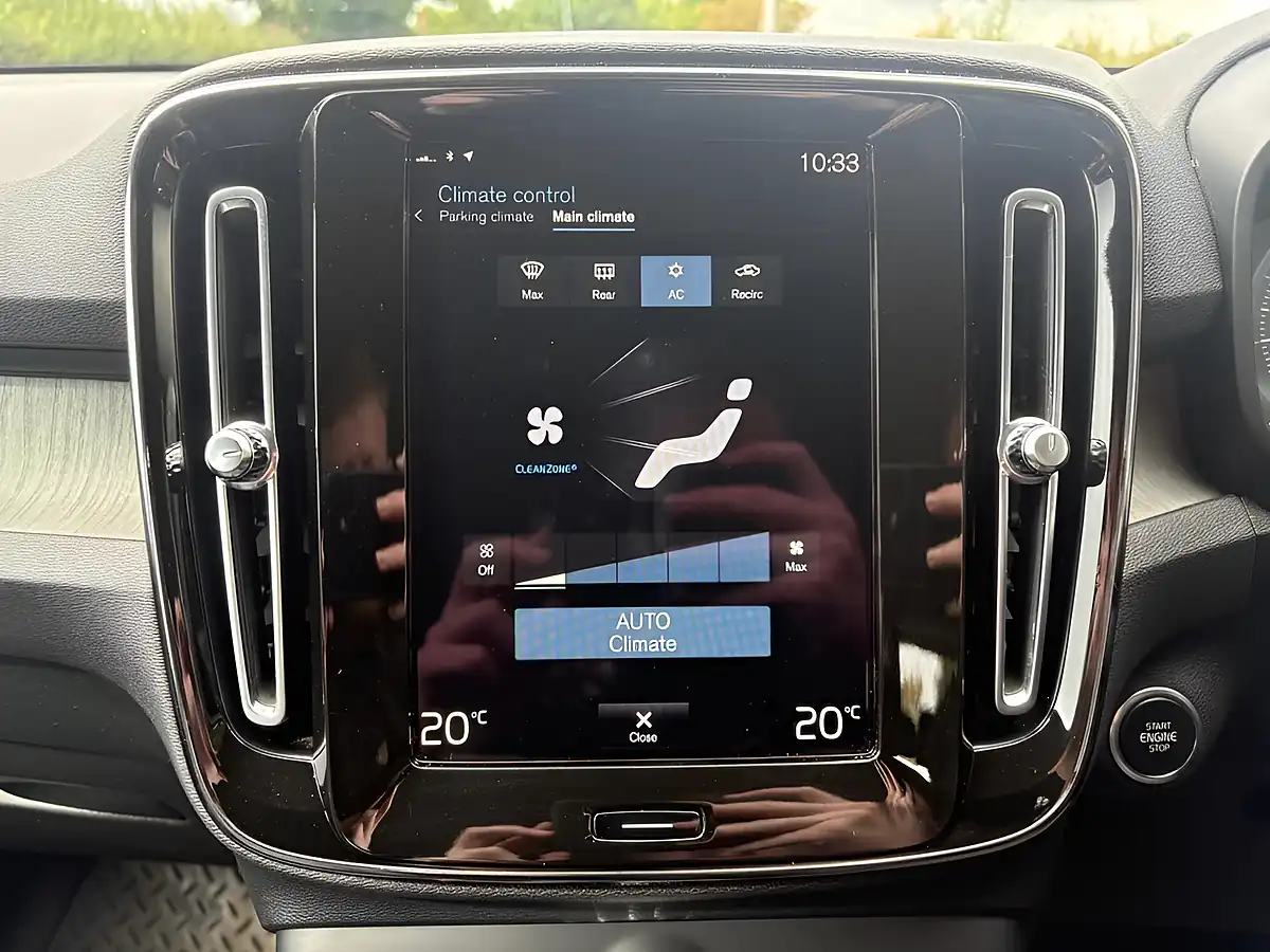 Used 2020 Volvo XC40 Inscription Grey - Interior and Exterior details 12