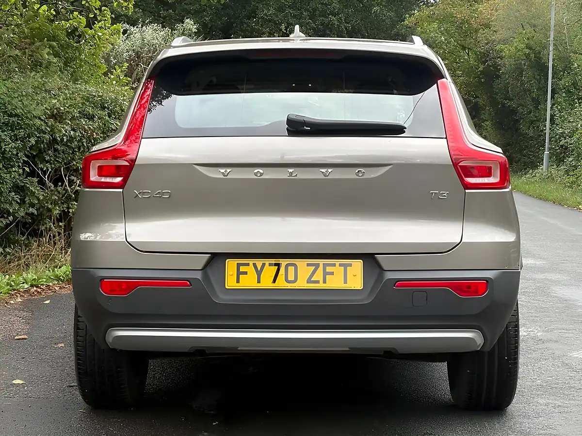 Used 2020 Volvo XC40 Inscription Grey - Interior and Exterior details 7