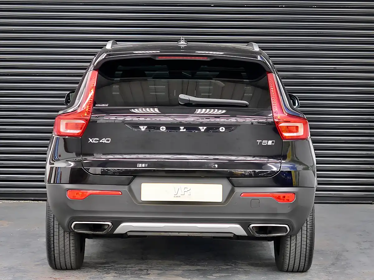 Used 2020 Volvo XC40 Inscription Pro Black - Interior and Exterior details 7