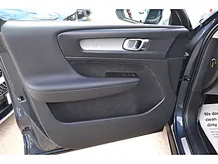 Used 2020 Volvo XC40 Inscription Pro Denim Blue - Interior and Exterior details 17