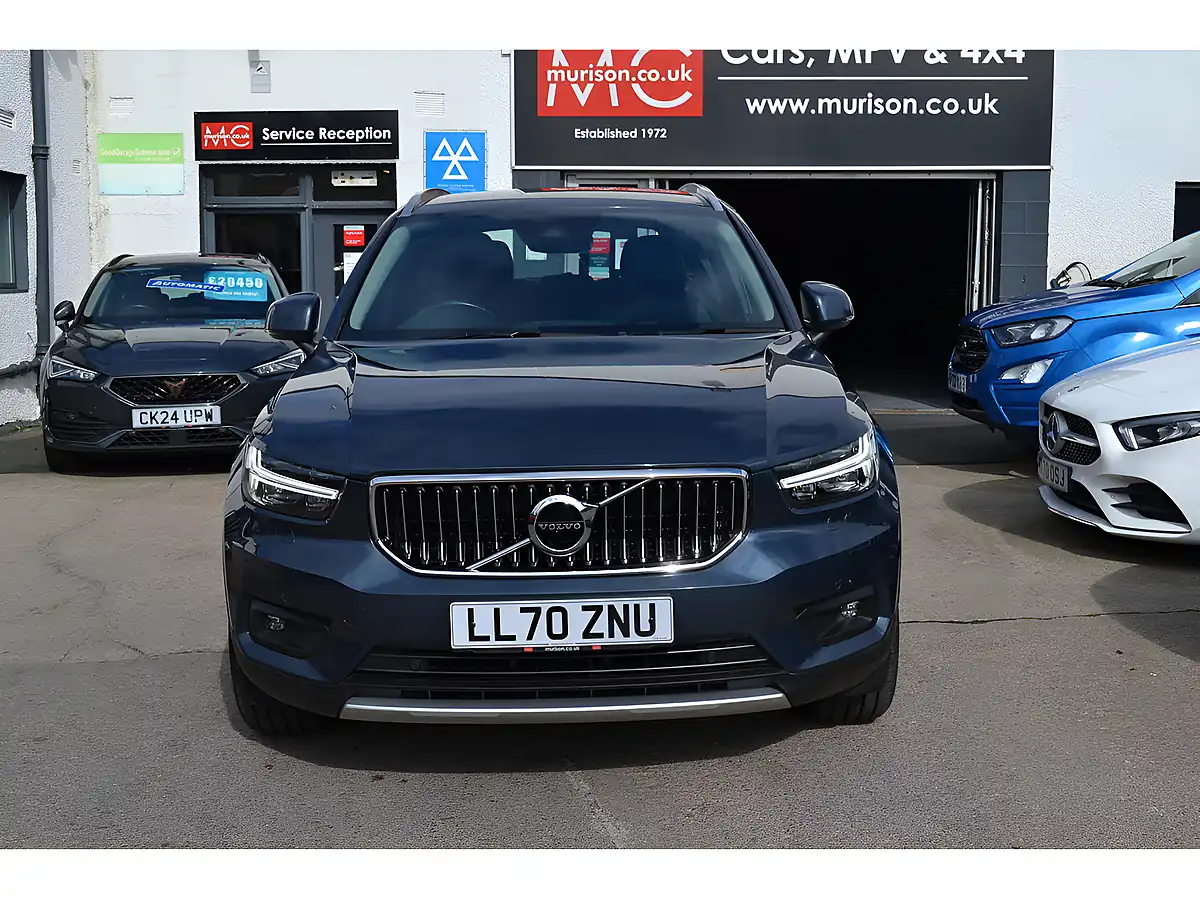 Used 2020 Volvo XC40 Inscription Pro Denim Blue - Interior and Exterior details 6