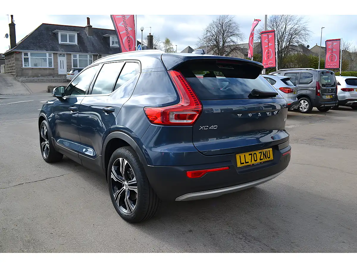 Used 2020 Volvo XC40 Inscription Pro Denim Blue - Interior and Exterior details 7