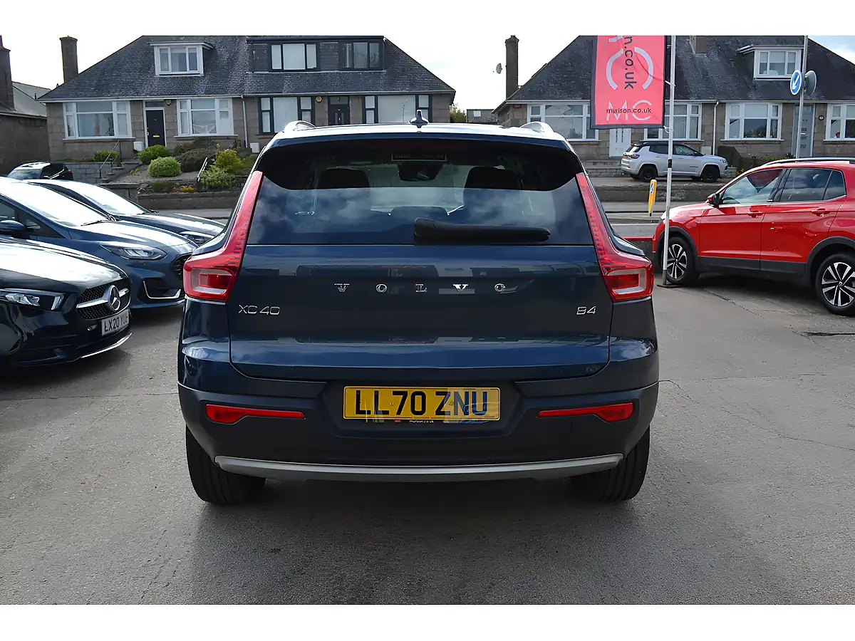 Used 2020 Volvo XC40 Inscription Pro Denim Blue - Interior and Exterior details 8